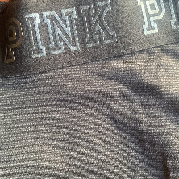 Pink Victoria's Secret, Ultimate Yoga Workout Capri | Black Gray | XS - Picture 2 of 5
